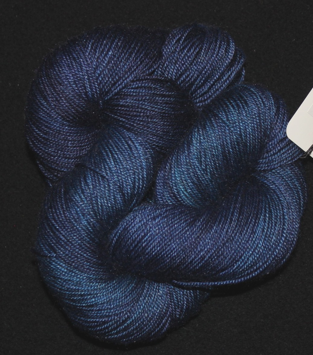 prussian-blue-done-roving-yarns