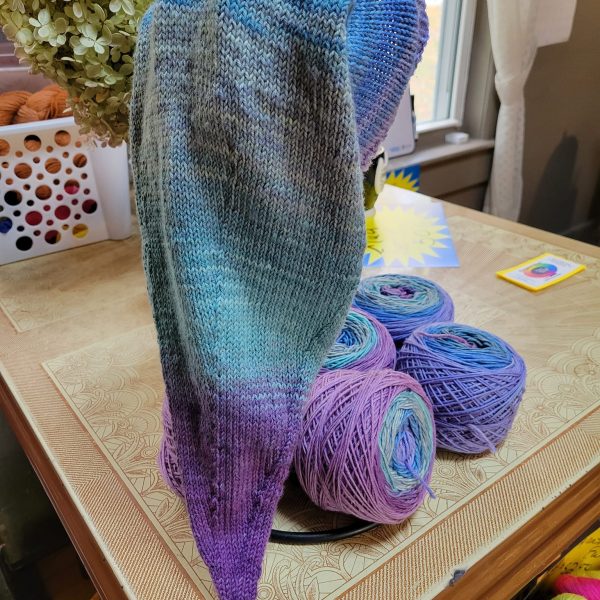 A Worsted Gradient Stocking Cap Kit — Maine Winter Sky